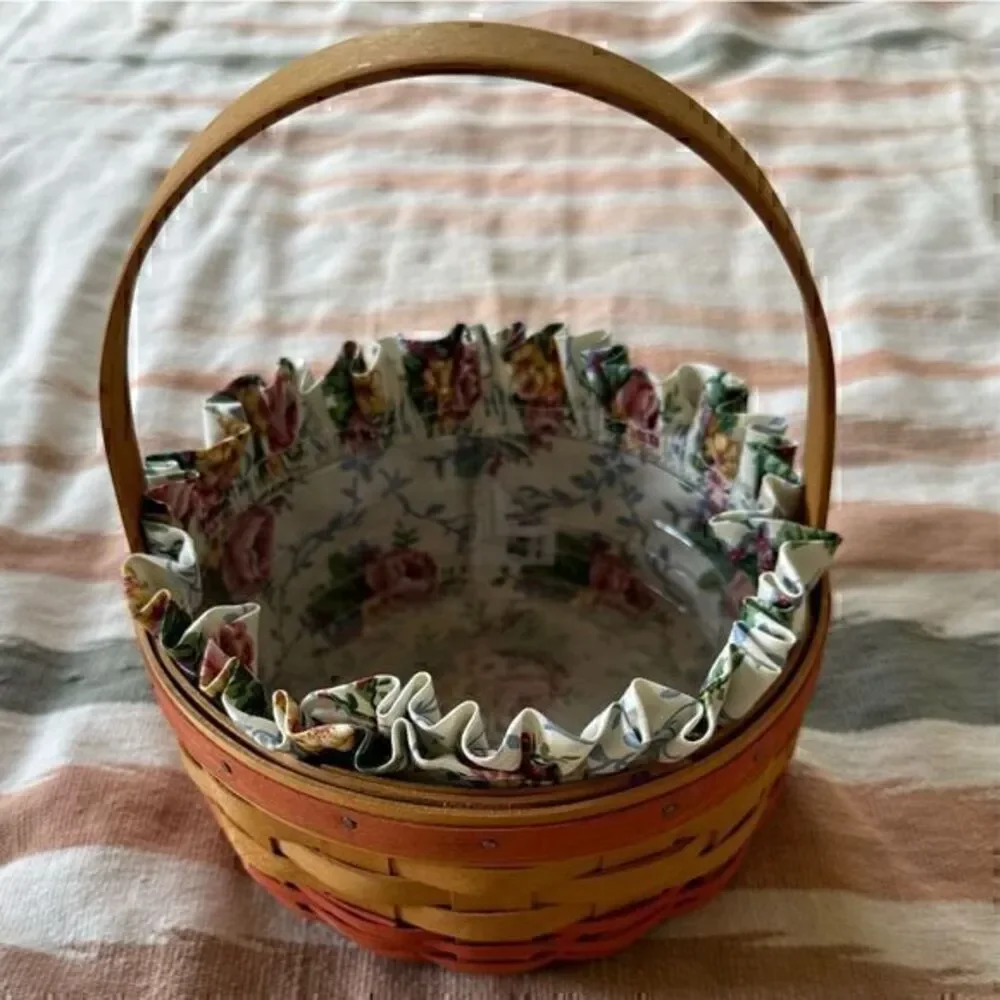 Longaberger 1998 “Rings & Things” Mother’s Day Basket w/ Fabric and Plastic Line